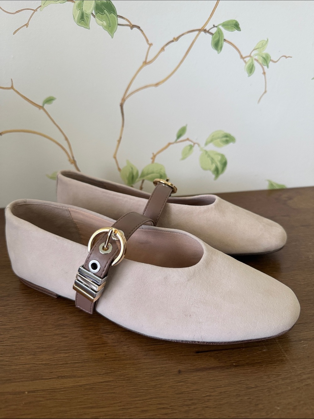 Steve Madden Lucia Mary Jane Ballet Flats Silver Gold Buckle - Size 8.5